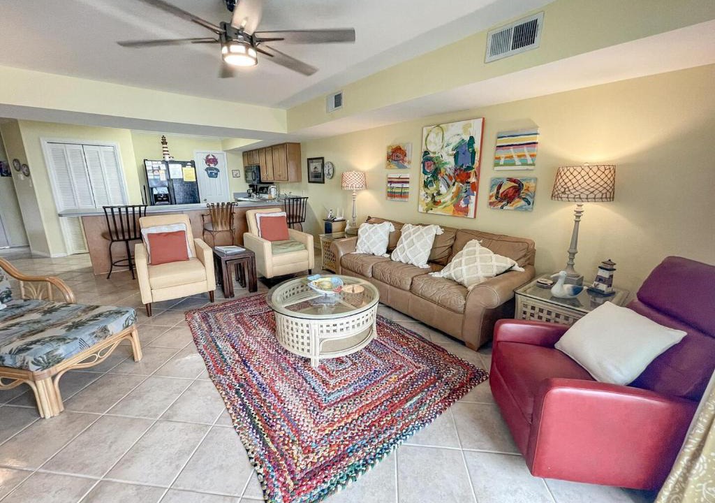 Dauphin Island Apartment | 002 Sandcastle