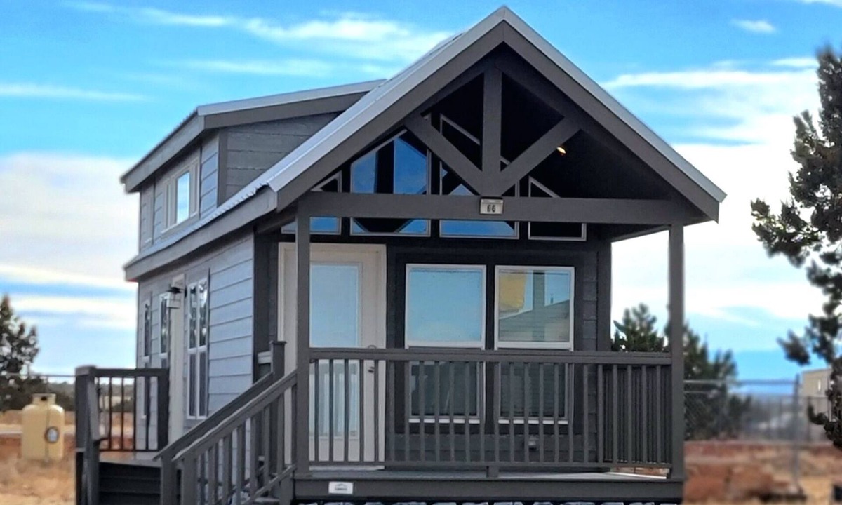 Valle Ski Chalet | 092 Tiny Home near Grand Canyon South Rim Sleeps 8