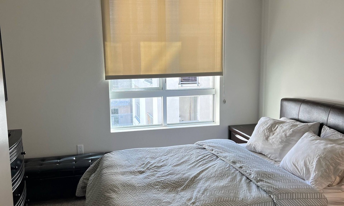 Beverly Hills Apartment | 1 BD - 1 BR LUX West Hollywood: Pool/Parking/Gym
