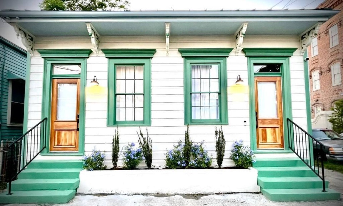 New Orleans Cottage | 1 bed 1 bath in tranquil New Orleans style cottage