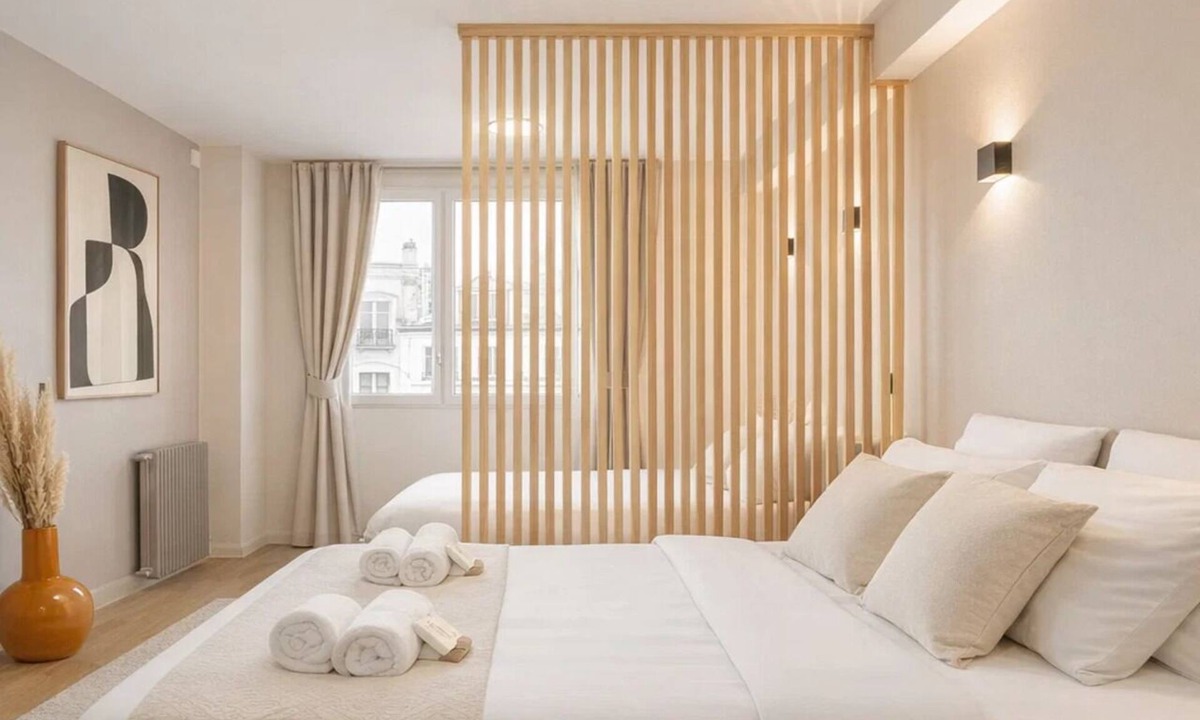 Quartier de Rochechouart Apartment | 1526 LouiseEmile