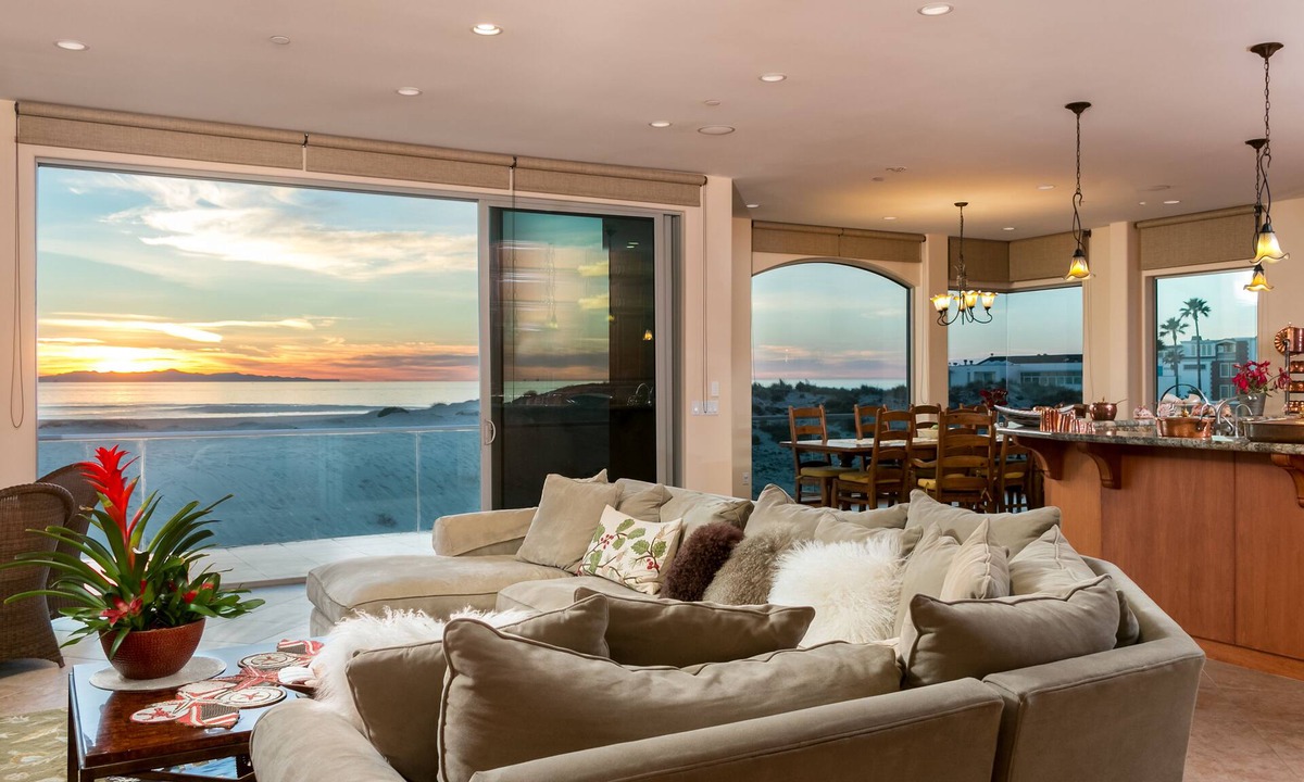 Oxnard Shores House | 1551 Mandalay Beach Road