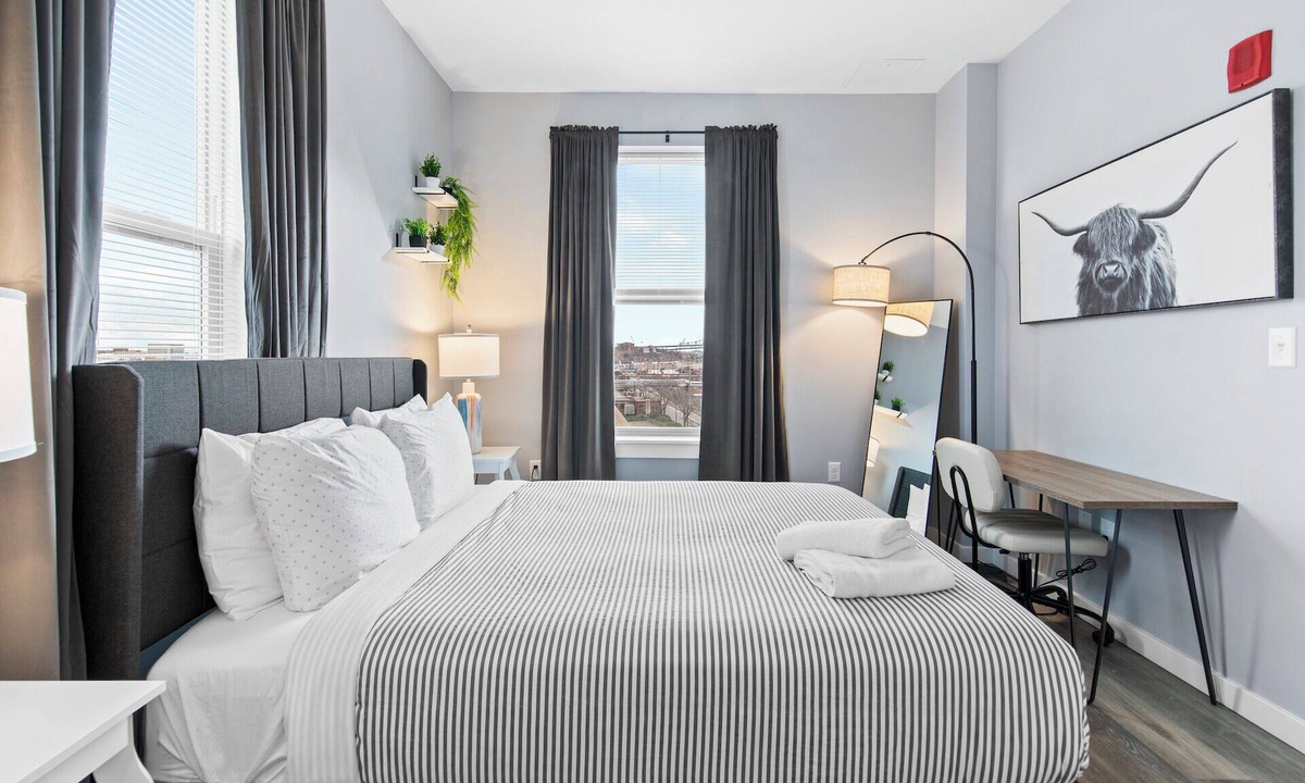 Everett Apartment | 1BR Near Encore Boston i1jh