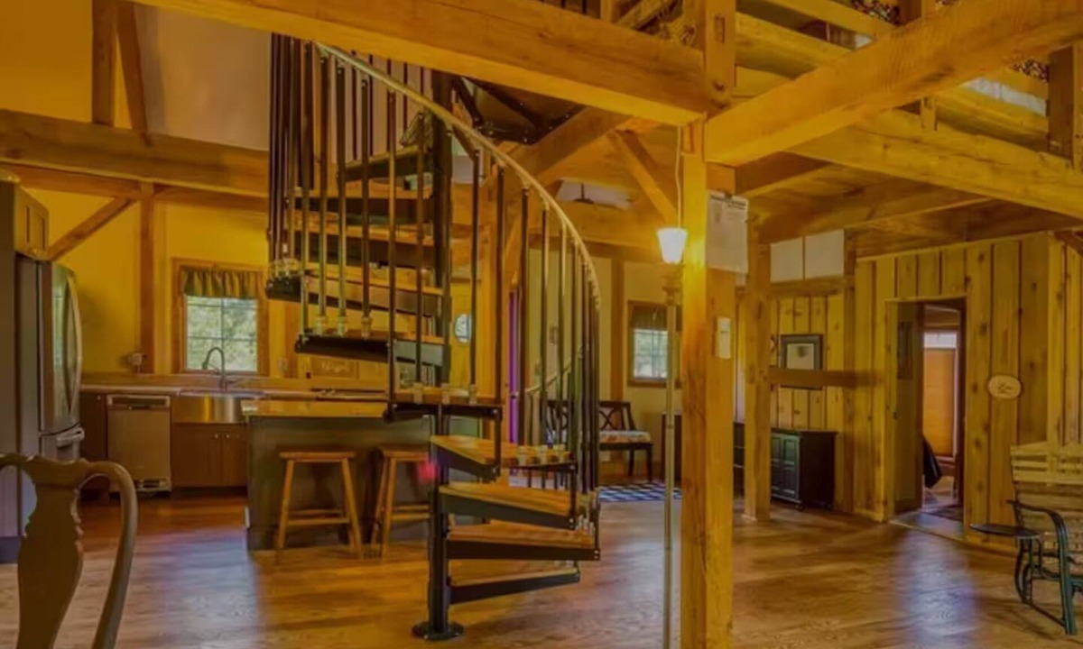 Fish Creek Cottage | 2 Bed/2 Bath Quaint Cottage; Beautiful Wooded Lot; 1.5 miles to Fish Creek