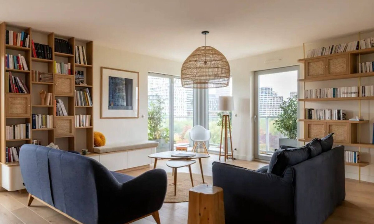 Porte de Clichy Apartment | 2 Bedroom Apartment in Paris