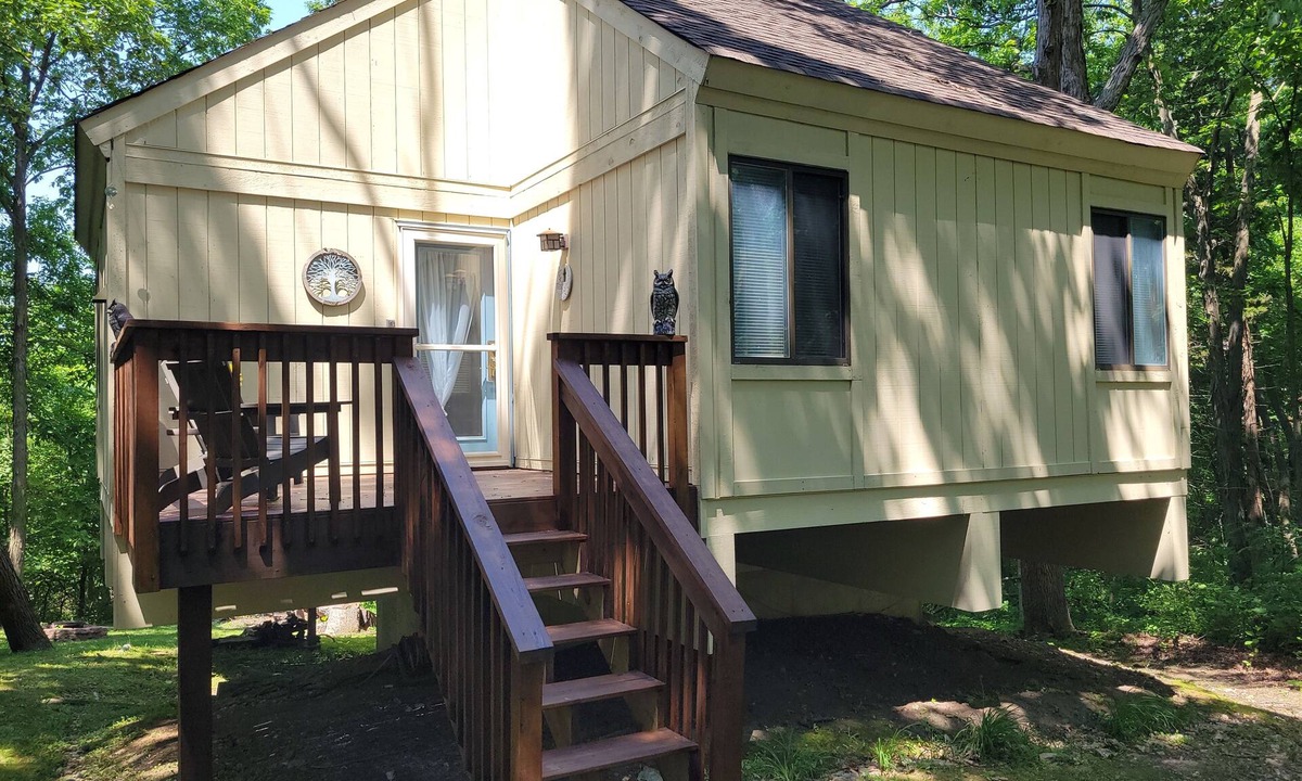 The Galena Territory House | 2 Bedroom + Loft, 2 bath house in The Galena Territory.