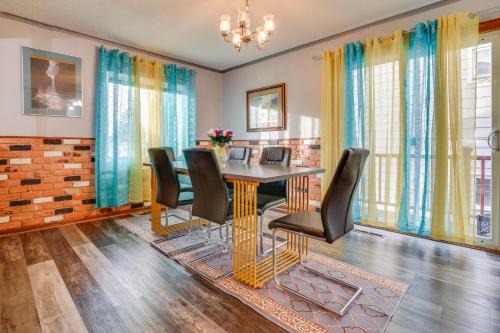 North End House | 2 Mi to Dtwn St Paul: Home w/Private Deck & Yard!