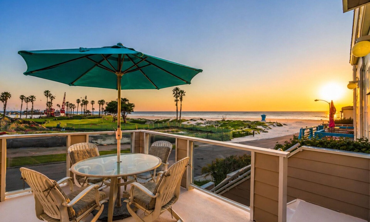 Pierpont Bay House | 25% Off Aug 9-13! Perfect 4 Families Walk 2 Beach*
