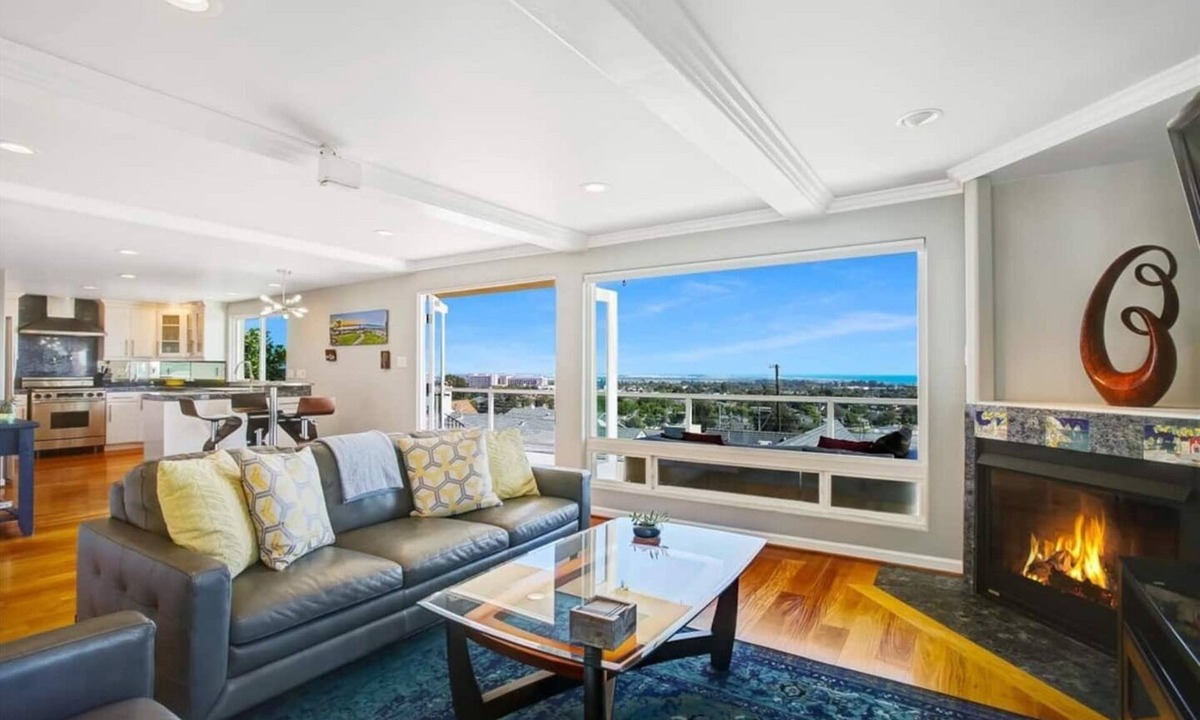 Ventura House | 25% Off July 28&29 Amazing Reviews/Views, Hot Tub*