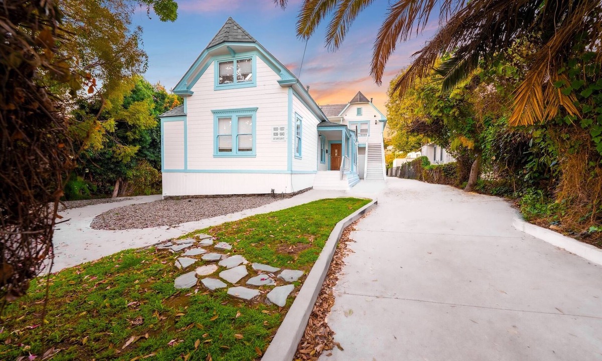 Ventura House | 25% Off July WkDays! Amazing Reviews, Walk 2 Beach
