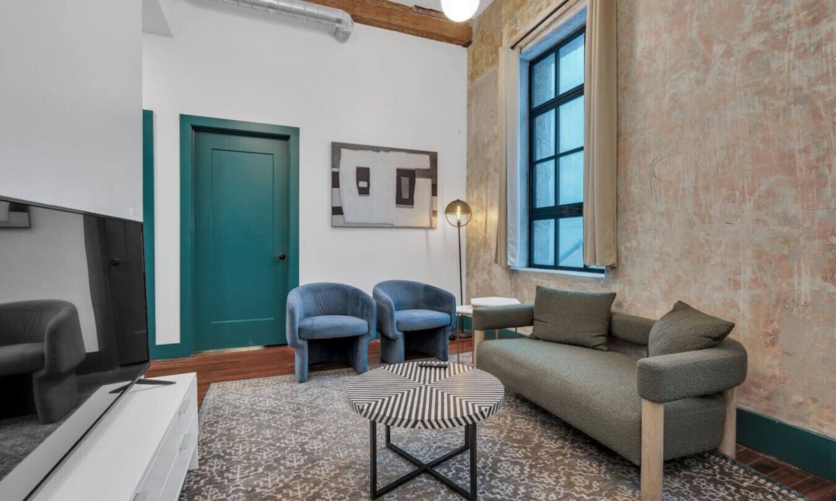 French Quarter Bed & Breakfast | 3 Bedroom Apartment, French Quarter, Near Superdome, Bourbon & Canal St