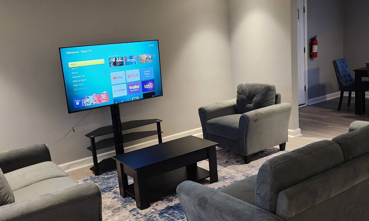 Oxon Hill House | 3-bedroom house near DC