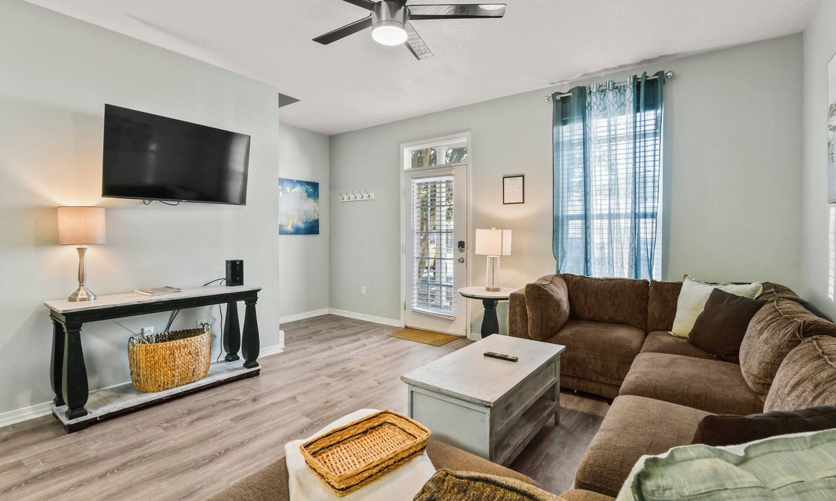 Gulfport House | 3Bed Townhouse 87 NEAR Beaches of Gulfport/Biloxi