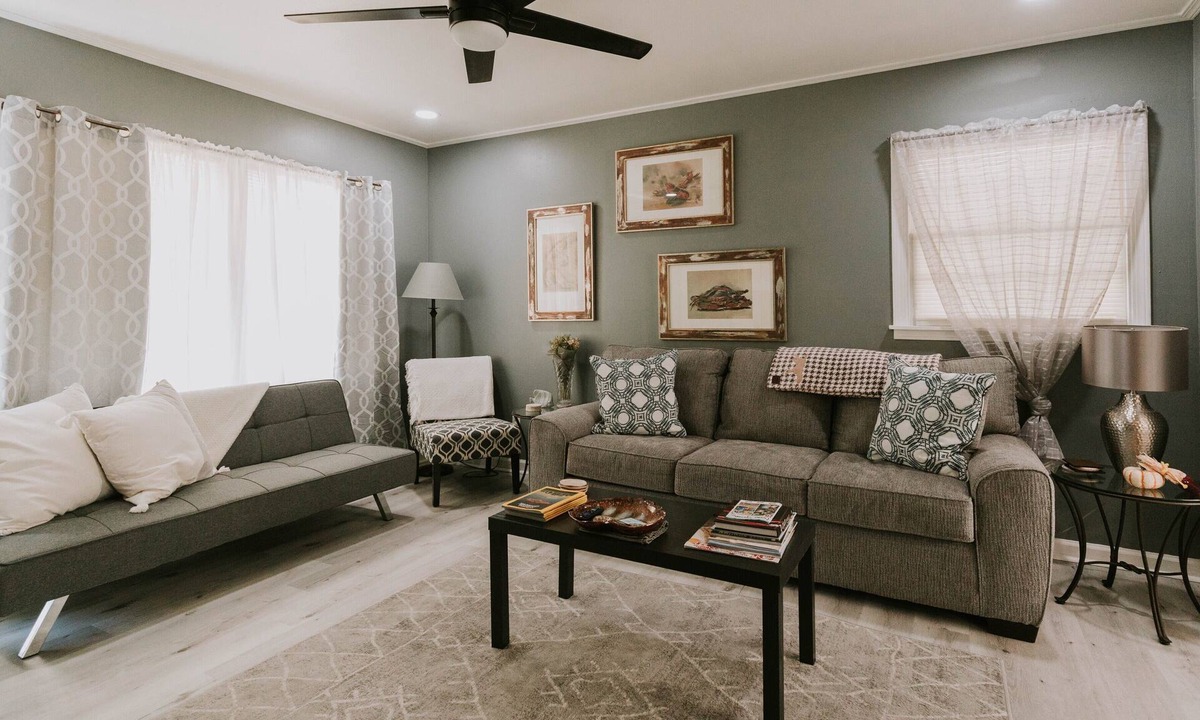 Ocean Springs House | 3bedroom near beach & downtown Ocean Springs! in golf cart district - Sandy Toes