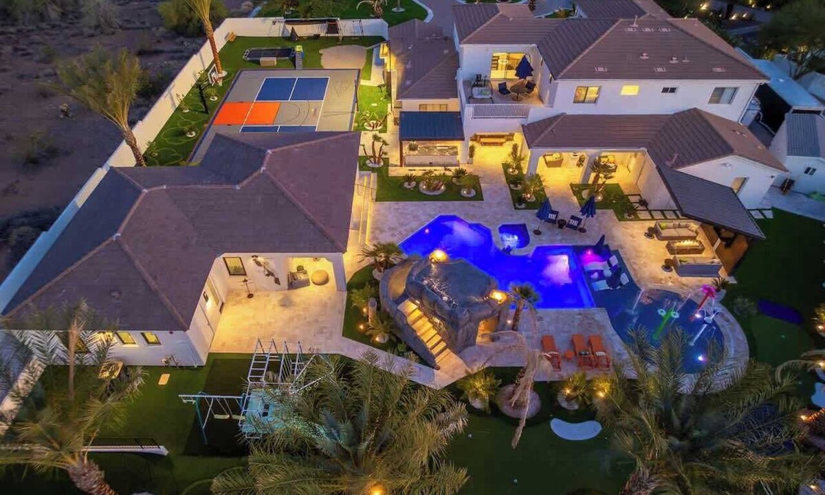 McDowell Acres Villa | 4 MillionDollar EstateWaterparkPicklebllCasitaSpa