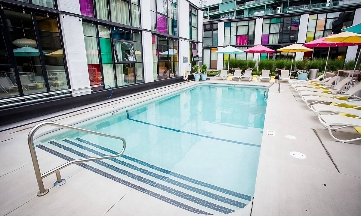 West Fens Hotel | 4 Retro-vibe Units w/Balcony! Parking, Onsite Pool, Garden! Near Inman Square