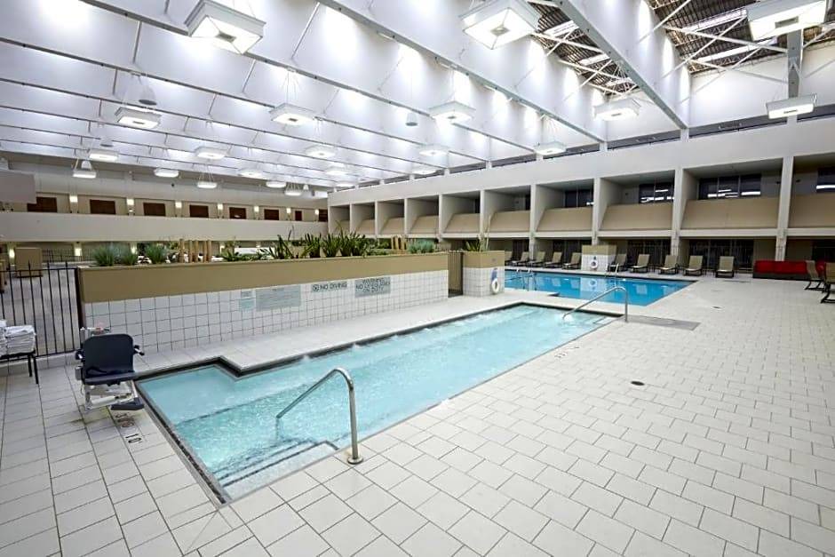 Bloomington Hotel | 4-Star Hotel ∙ DoubleTree by Hilton Hotel Bloomington - Minneapolis South