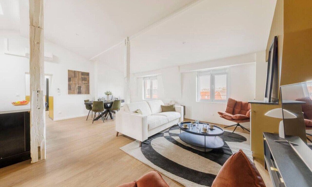 Notre-Dame-des-Champs Apartment | 5.Amazing View near Tour Eiffel & Bon marché