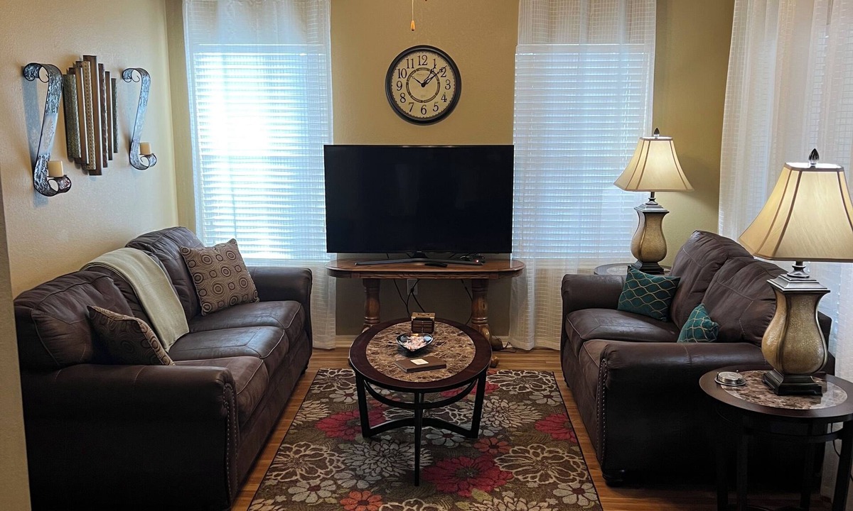 Bay St Louis House | A beautiful clean home, ready to receive guests, in a cozy ambient setting.