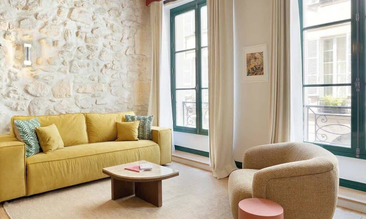 Quartier de la Monnaie Apartment | A Lavish 3-BR/3BA with Services in Saint-Germain