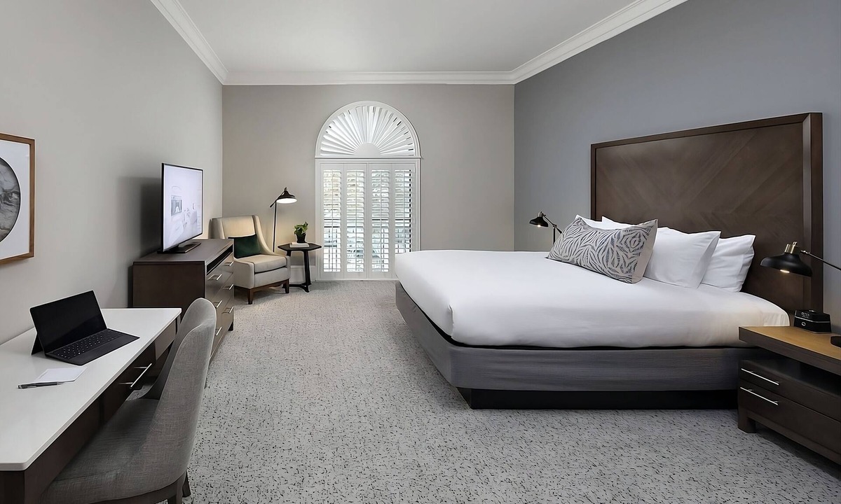 Winters Hotel | A Place You'll Surely Enjoy! 2 Relaxing Units, Free Parking, Pets Are Welcome!