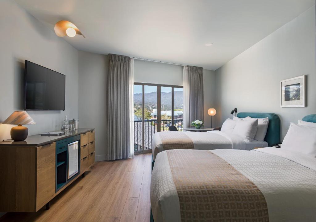 Mill Valley Hotel | Acqua Hotel