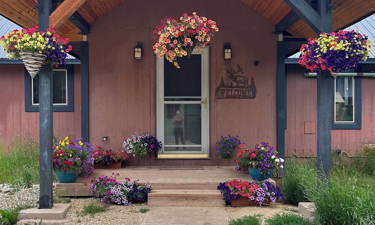 Lead House | Adventure Awaits 16 Private Acres secluded getaway in the beautiful Black Hills