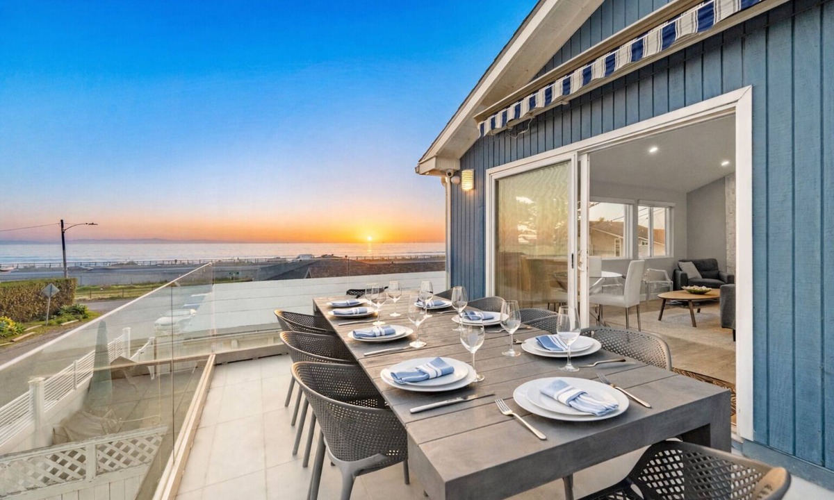 La Conchita House | Amazing Location! Perfect 4 Families, Ocean Views*