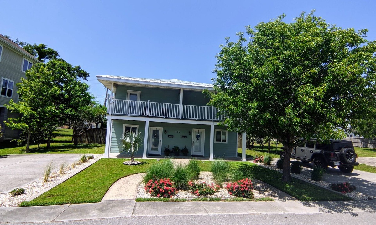 Gulfport House | *Anchor Townhome w/Gulf views* Walk to beach/seafood