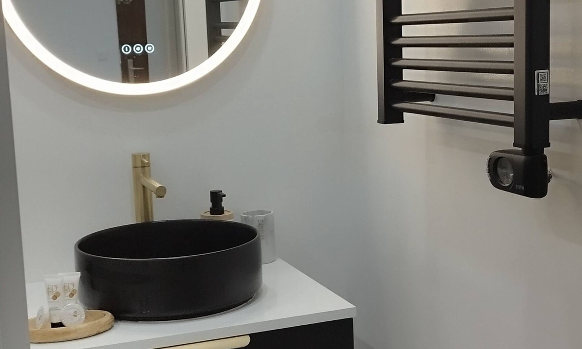 Survilliers Apartment | Apartment for Rent Near Parc Astérix and CDG