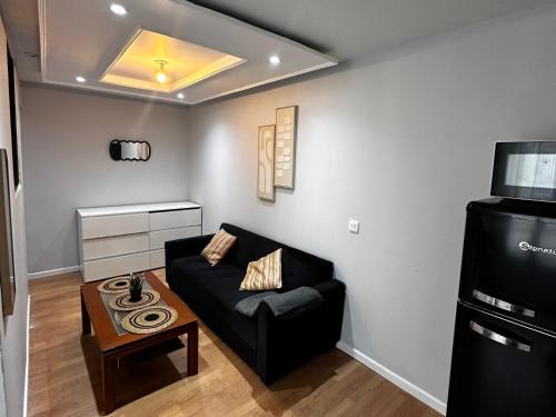 Montreuil Apartment | Apartment in Paris - Metro 1