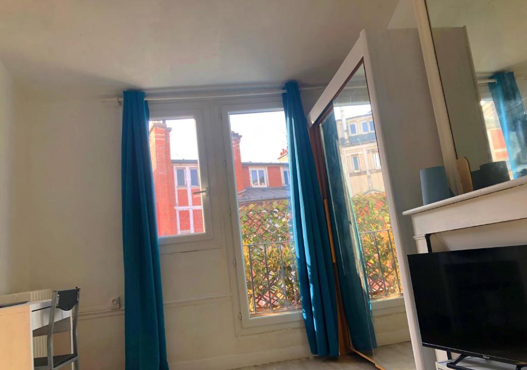 Quartier de la Plaine-de-Monceaux Apartment | Appartement 17m2 près des Champs-Élysées