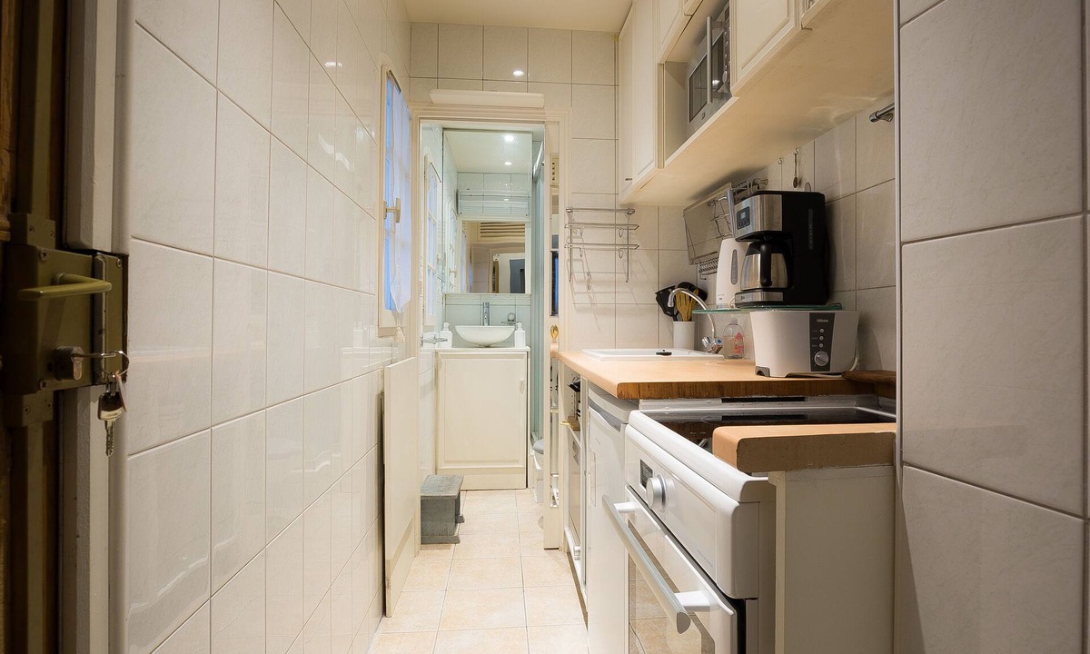 Montmartre Apartment | Appartement AU Pied DU Sacre Coeur