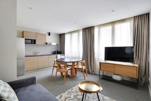 Vanves Apartment | Appartement cosy - Porte de Versailles