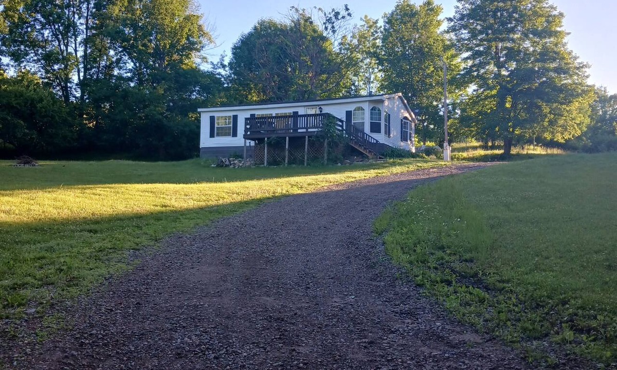 Holcombe House | At the base of Baldy Mountain, this cozy home fits your next adventure.
