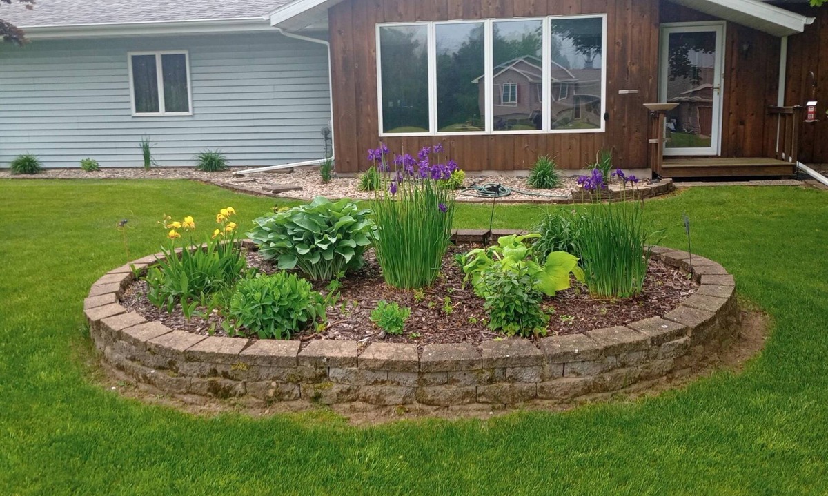 Black Wolf House | Available week of EAA.