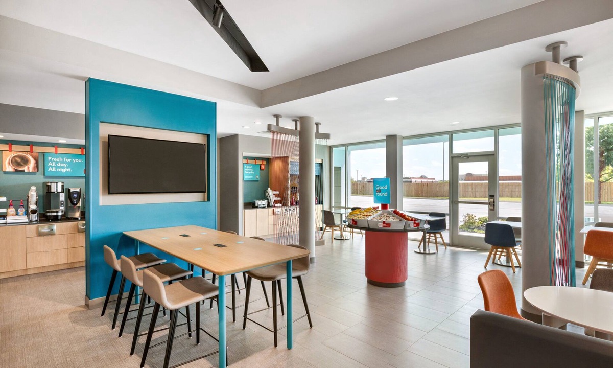 Hattiesburg Hotel | avid hotel Hattiesburg West by IHG