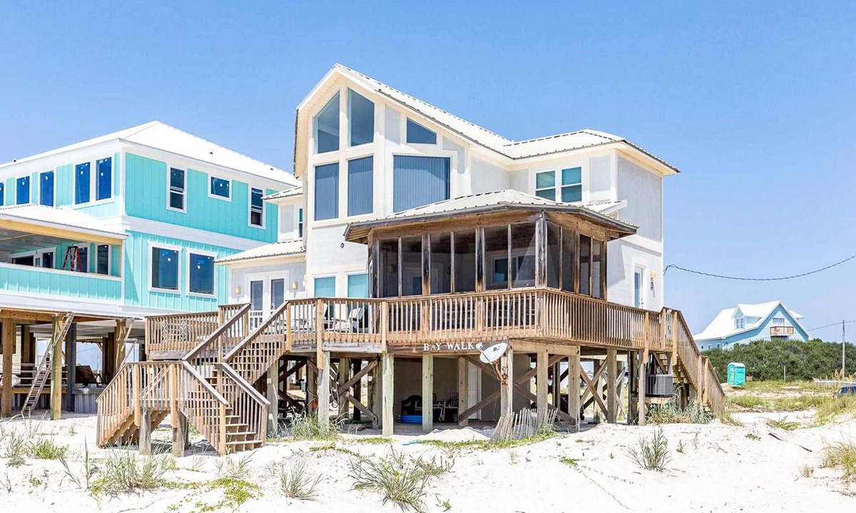 Surf Side Shores House | Bay Walk | Gulf-Front Beach House on Fort Morgan’s Quiet Coast