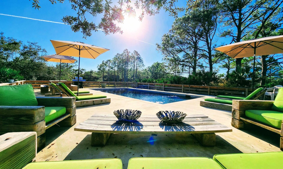 Surf Side Shores House | 🌴Beachside Escape Private Modern Heated Pool - Vacation Getaway Gulf Shores🌴