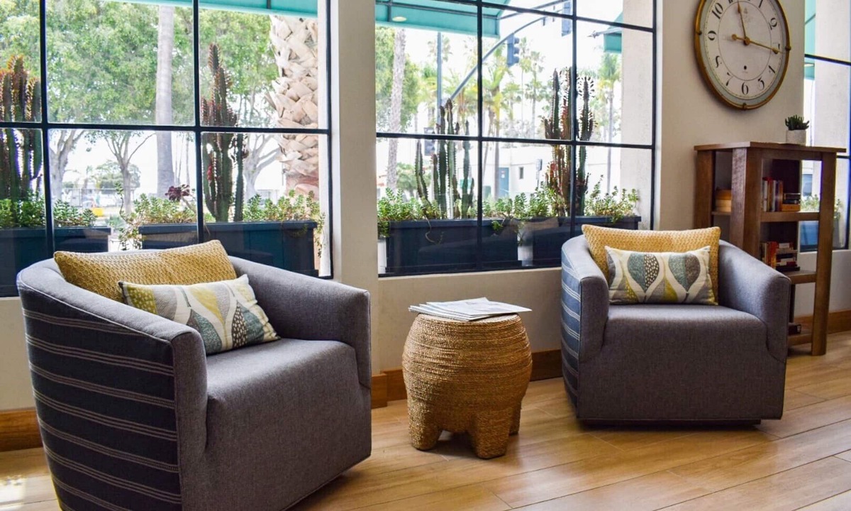 West Beach Hotel | Beachside Inn