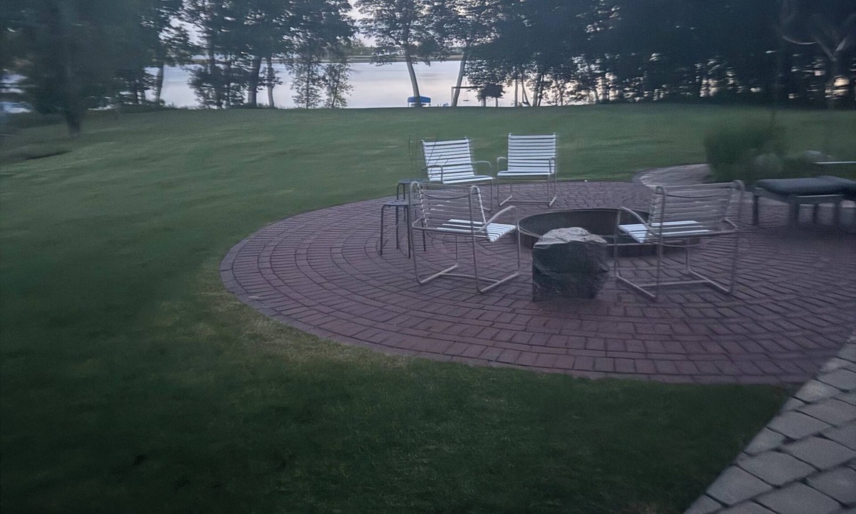 Detroit Lakes House | Beautiful 3 Bedroom secluded lakefront home 5 miles north of Detoit Lakes proper