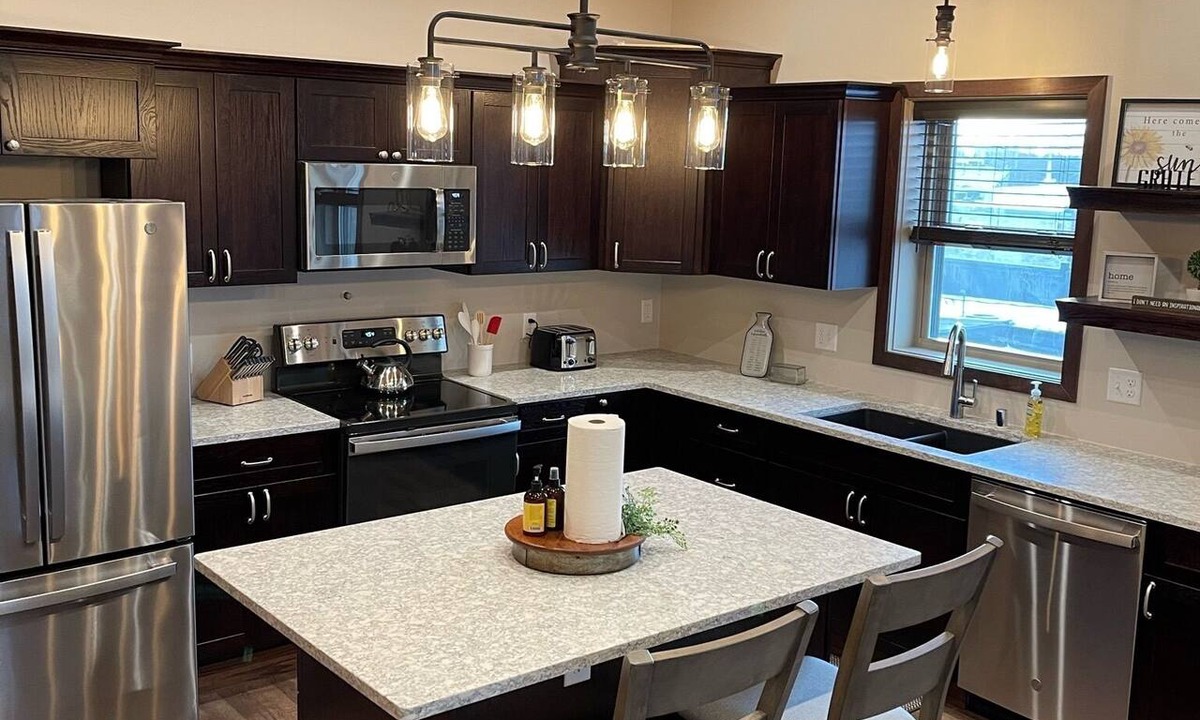 Wisconsin Dells Apartment | Beautiful Apartment Located Downtown Dells!