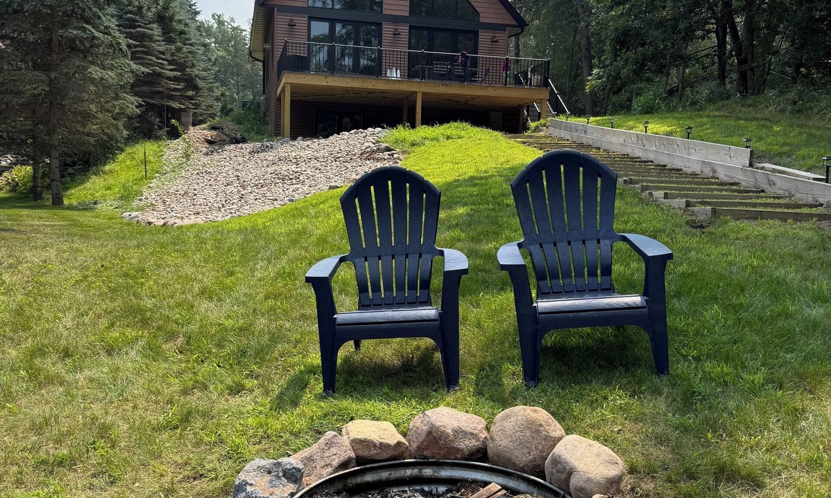 Nekoosa Cabin | Beautiful Lakefront Cabin - 3BR with lake views & minutes from Sand Valley Golf