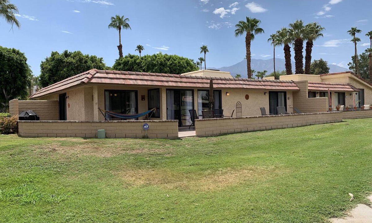 Cathedral City Condo | Beautifully renovated condo on the golf course