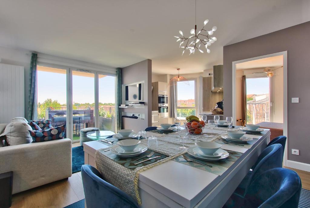 Bailly-Romainvilliers Apartment | Bedland, Enchanted Family Haven near Disneyland Paris