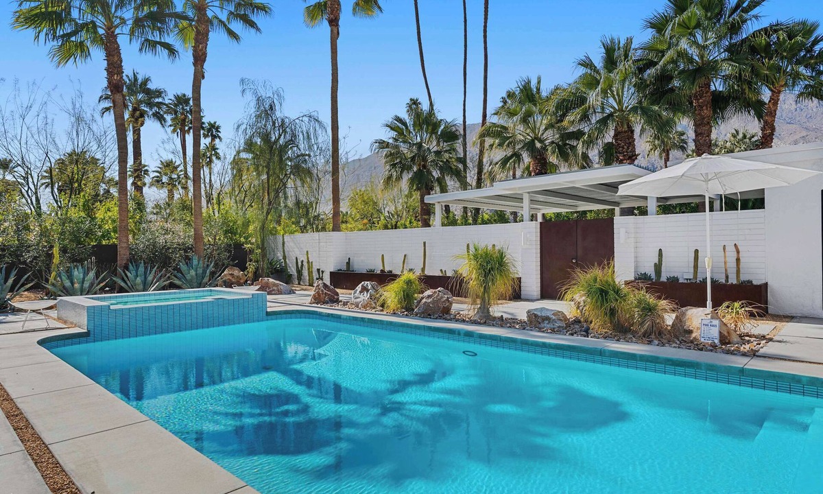 The Movie Colony House | Belden Crist House in Movie Colony