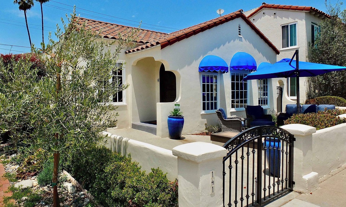 Belmont Shore House | Belmont Shore,2 Blocks to Beach,World Cup,Sleeps 6