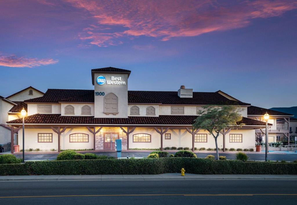 Corona Hotel | Best Western Corona Hotel & Suites