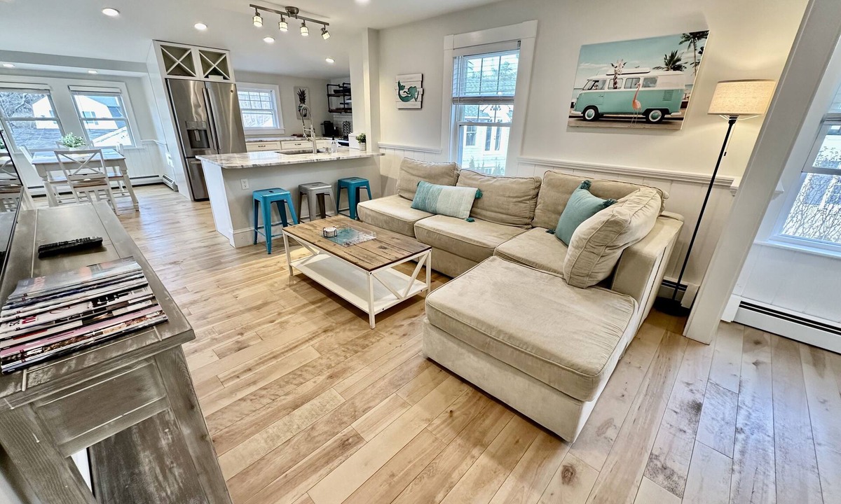 Manchester-by-the-Sea House | Bluebird | Walk to town, Beach Passes, Pickelball