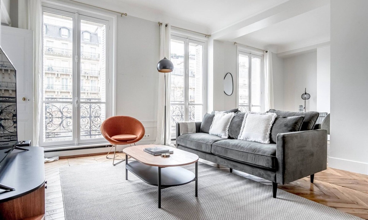 Ternes Apartment | Blueground | Arc de Triomphe, nr Elysées Palace